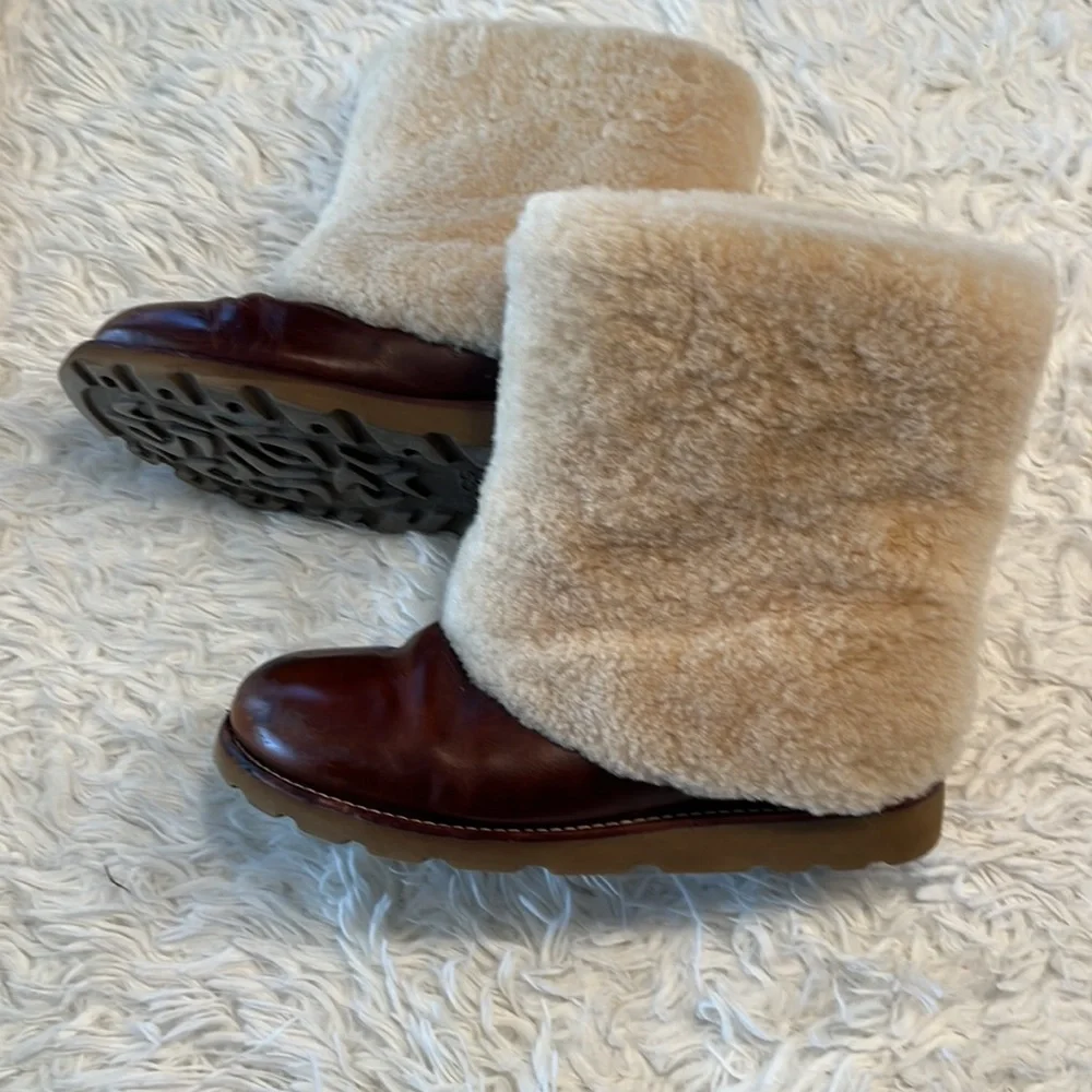 UGG Boots - Size 7 - Picture 2 of 8